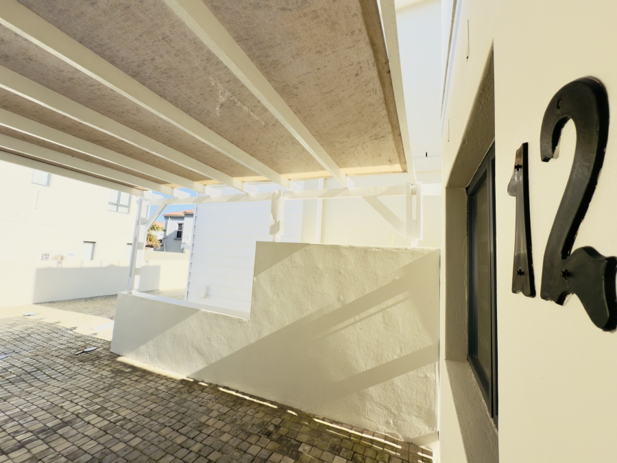2 Bedroom Property for Sale in Onrus Western Cape